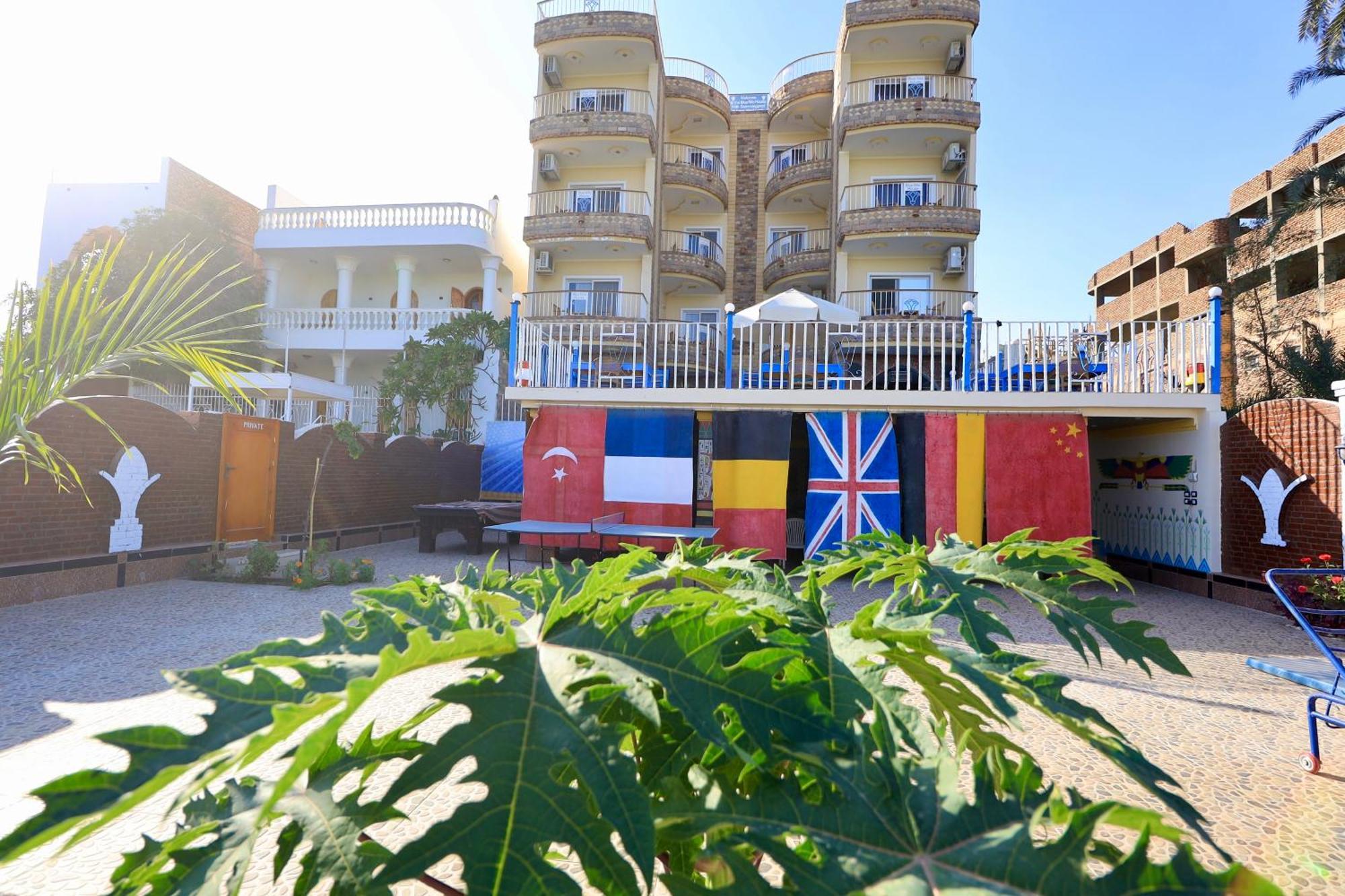 Blue Nile House Apartment ลักซอร์ ภายนอก รูปภาพ
